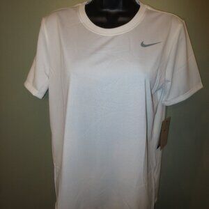 The Nike Tee Women's Short Sleeve Shirt - White DV7312-100 Sizes: Sm to XL NWT